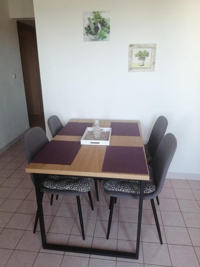 Apartman Lana Apartment