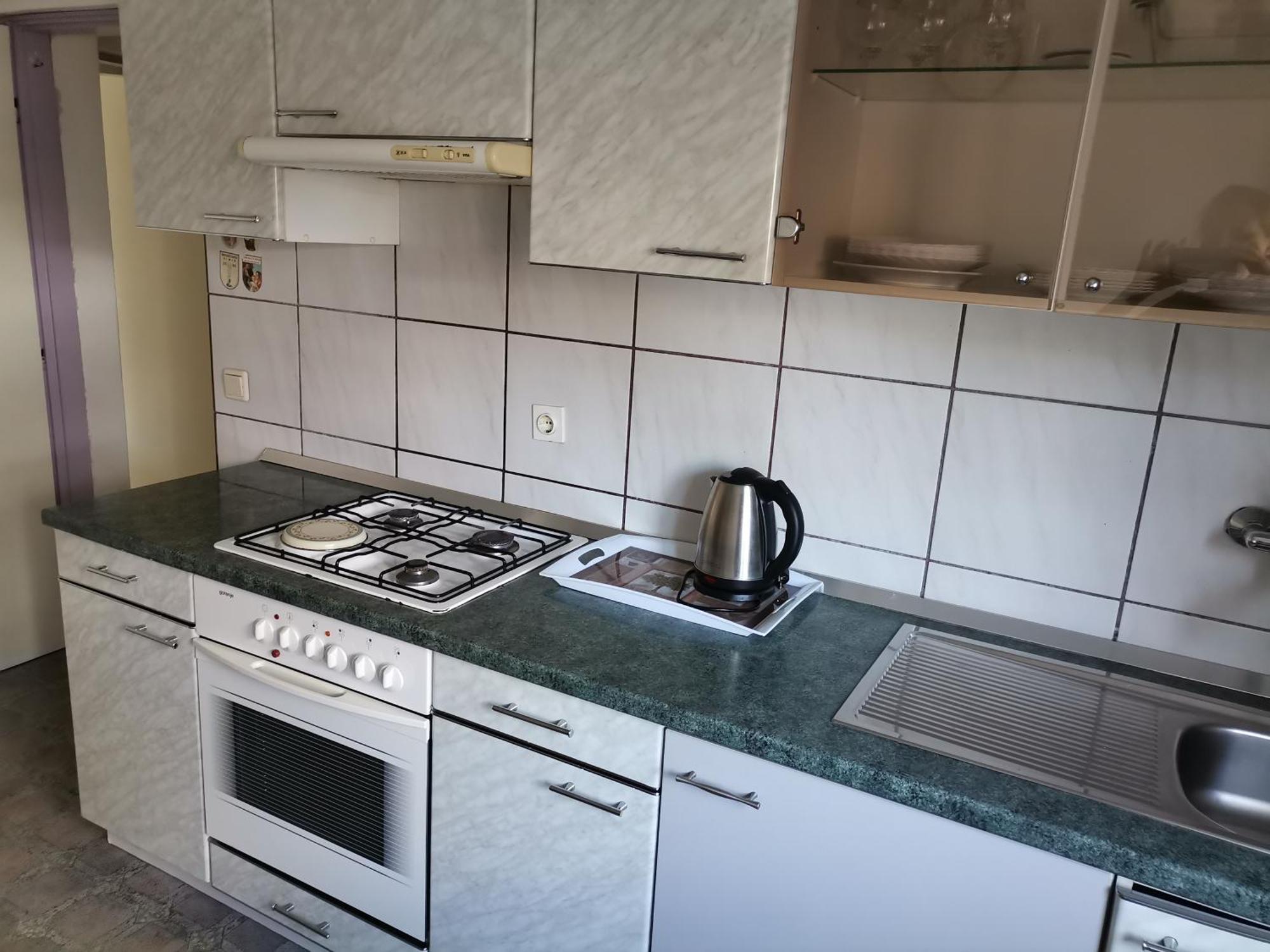 Apartment Apartman Lana *